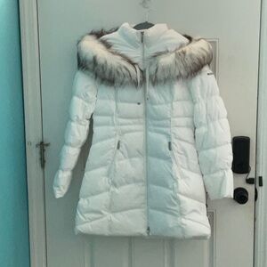 Women's White Fur-Trimmed Puffer Coat